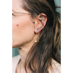 ALMA -Faire Streetwear & Schmuck- Ohrring Mini “FRIDA” aus Messing mit kleinen Monden