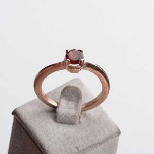 MishMish by WearPositive Vintage Unikat: Ring Granat