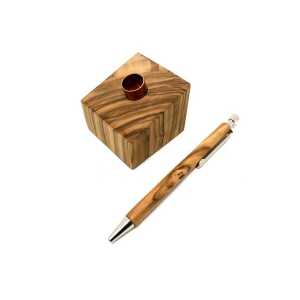 Olivenholz erleben Stifthalter “Kurt” mit Kugelschreiber aus Olivenholz