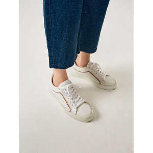 NINE TO FIVE #gràcia – minimalistischer Damen Laced Sneaker aus Bioleder