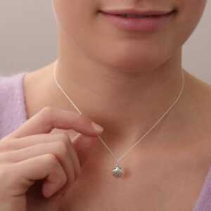 BELLYBIRD Jewellery Kinderkette – kleine Muschel, Anhänger/ Silber/ Silber vergoldet