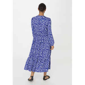 hessnatur Damen Kleid Midi Relaxed aus LENZING™ ECOVERO™ Viskose – blau – Größe 36