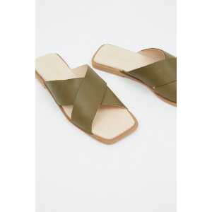 Jutelaune Crossed Sandals