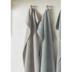 hessnatur Frottee-Handtuch feiner Streifen aus Bio-Baumwolle – beige – Größe 50×100 cm